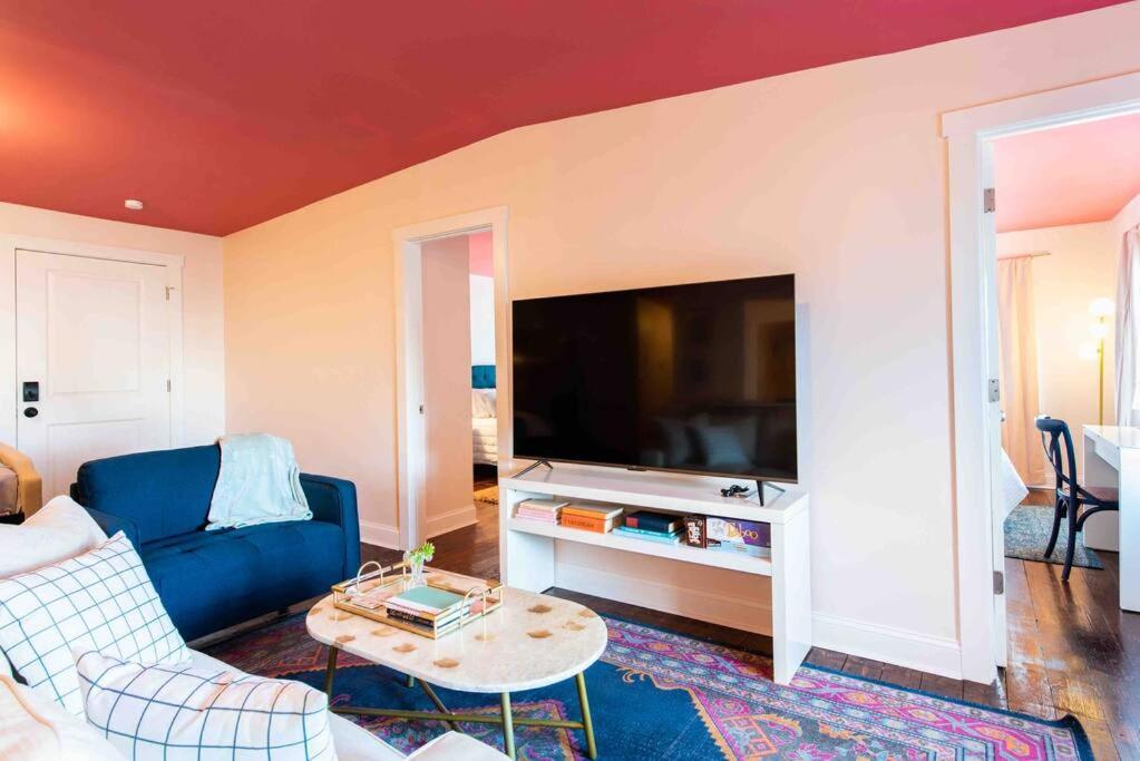 Blush And Bashful Germantown Two Bedroom Apartment Louisville Luaran gambar