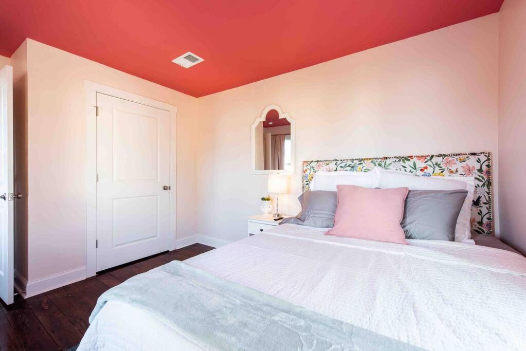 Blush And Bashful Germantown Two Bedroom Apartment Louisville Luaran gambar